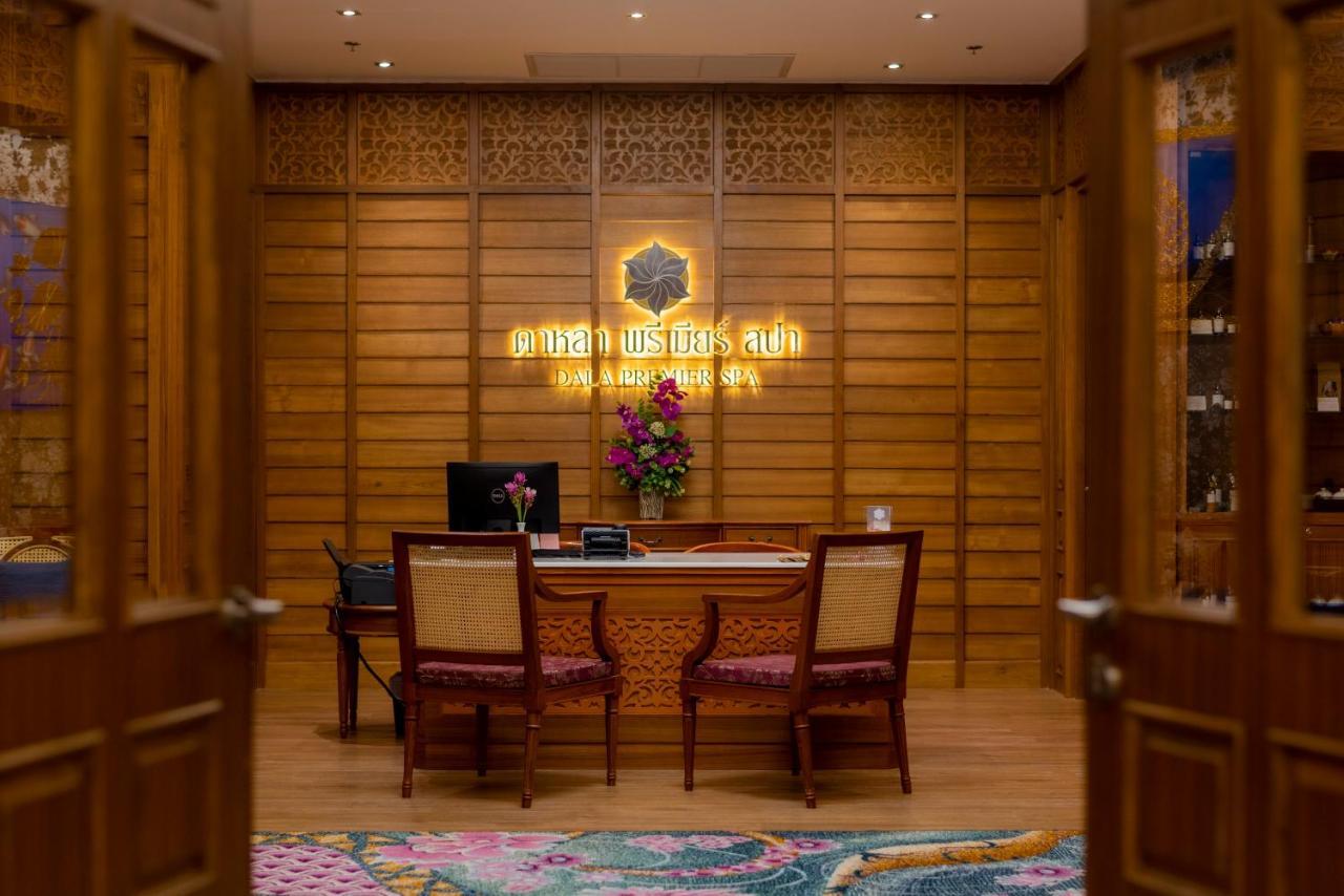 The Empress Premier Chiang Mai - Sha Extra Plus Exterior photo The reception area of the hotel